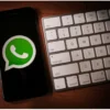 Cara Kunci Whatsapp di iPhone, via Unsplash-Grant Davies