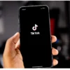 Cara Cek Pesanan di TikTok Shop, via Unsplash-Solen Feyissa