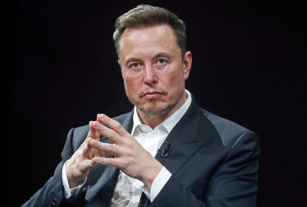 Elon Musk Klaim Berhasil Tanamkan Chip Pada Otak Manusia. Foto: @People