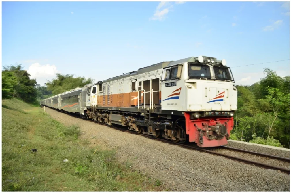 Jadwal KRL Jogja-Solo, capture via Unsplash-Haidan.jpg