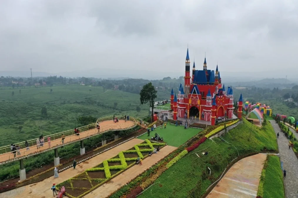 tempat wisata punya dewi perssik di subang