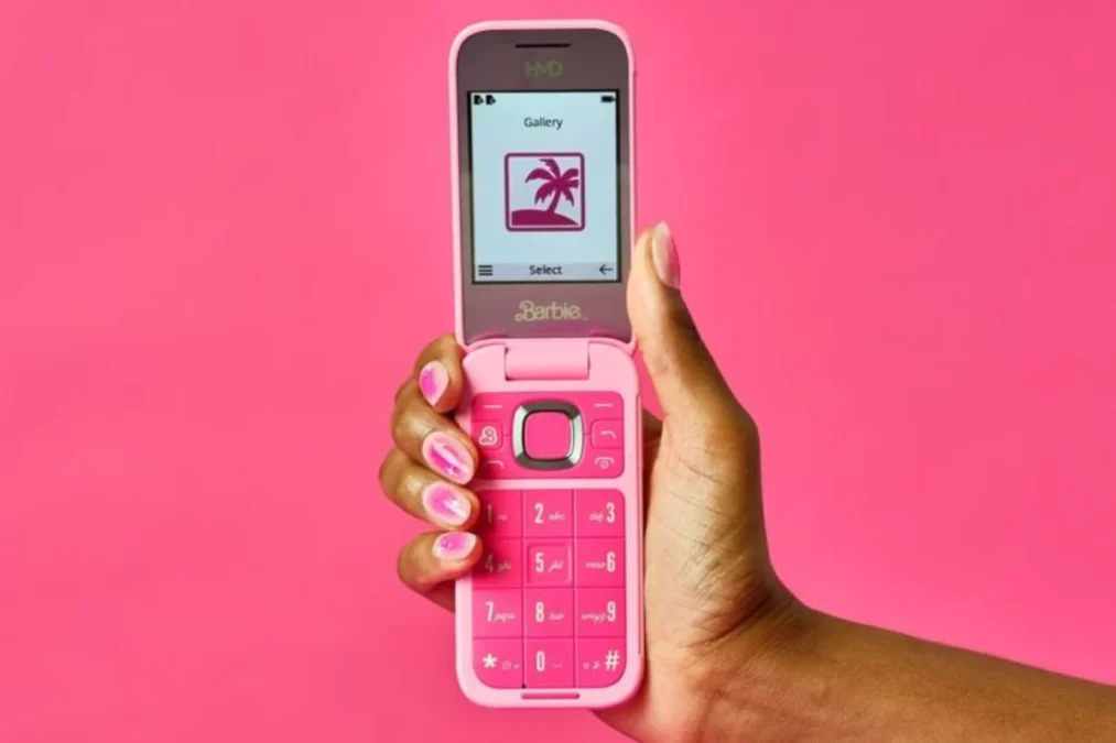 HMD Barbie Phone, HP Flip Jadul Serba Pink