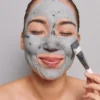 Clay Mask 101: Cara Memilih dan Menggunakan Masker Tanah Liat untuk Hasil Maksimal