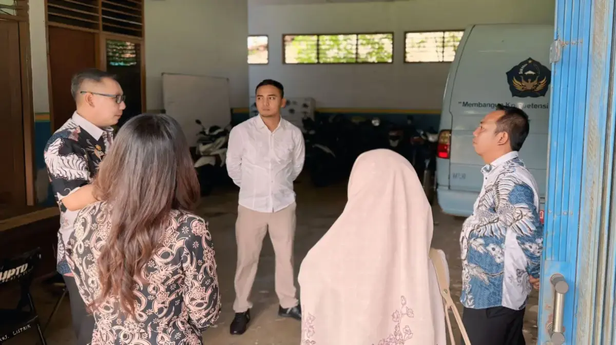 Anggota DPRD Subang, Zainal Mufidz saat sidak ke BLK Subang beberapa waktu lalu.