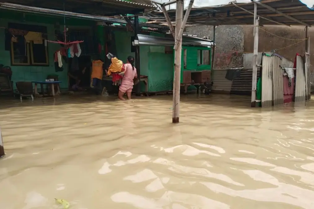 Banjir di Subang Belum Surut, Ratusan Warga Masih Mengungsi Banjir di subang masih belum surut