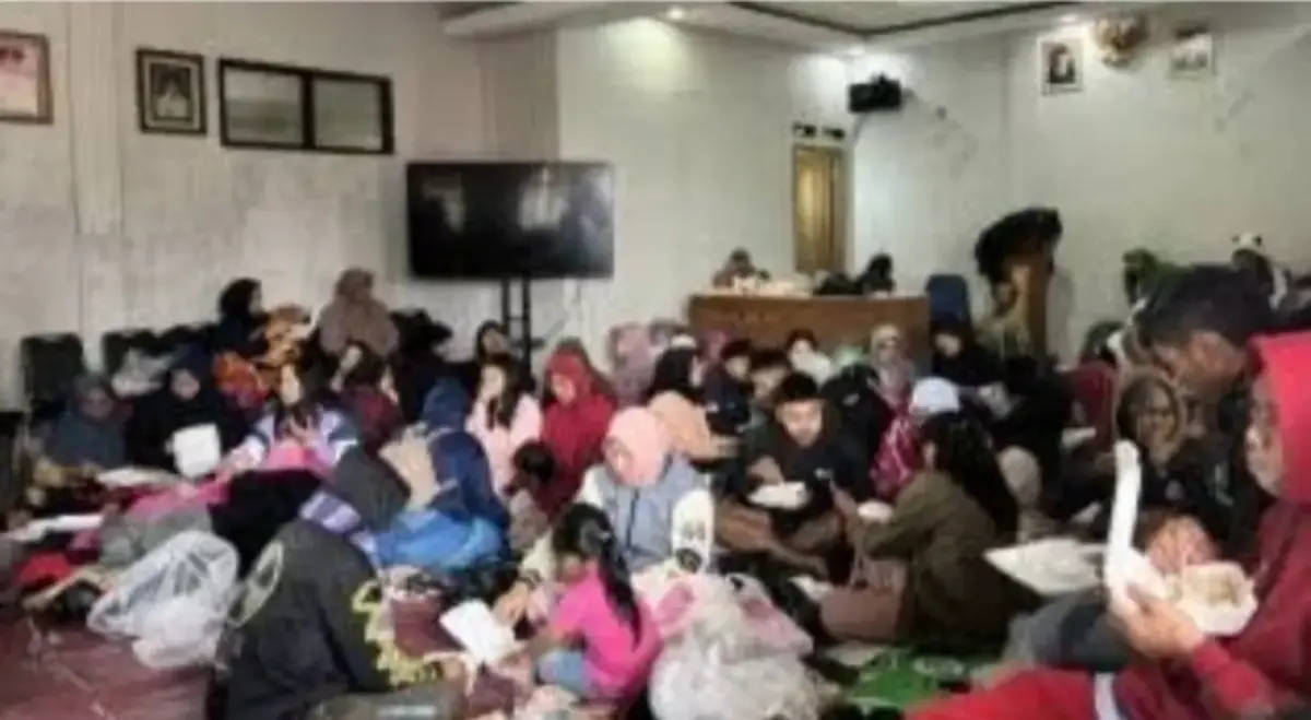 Jumlah Pengungsi Longsor Bandung Barat Capai 685 Jiwa Jumlah Pengungsi Longsor Bandung Barat 685 Jiwa