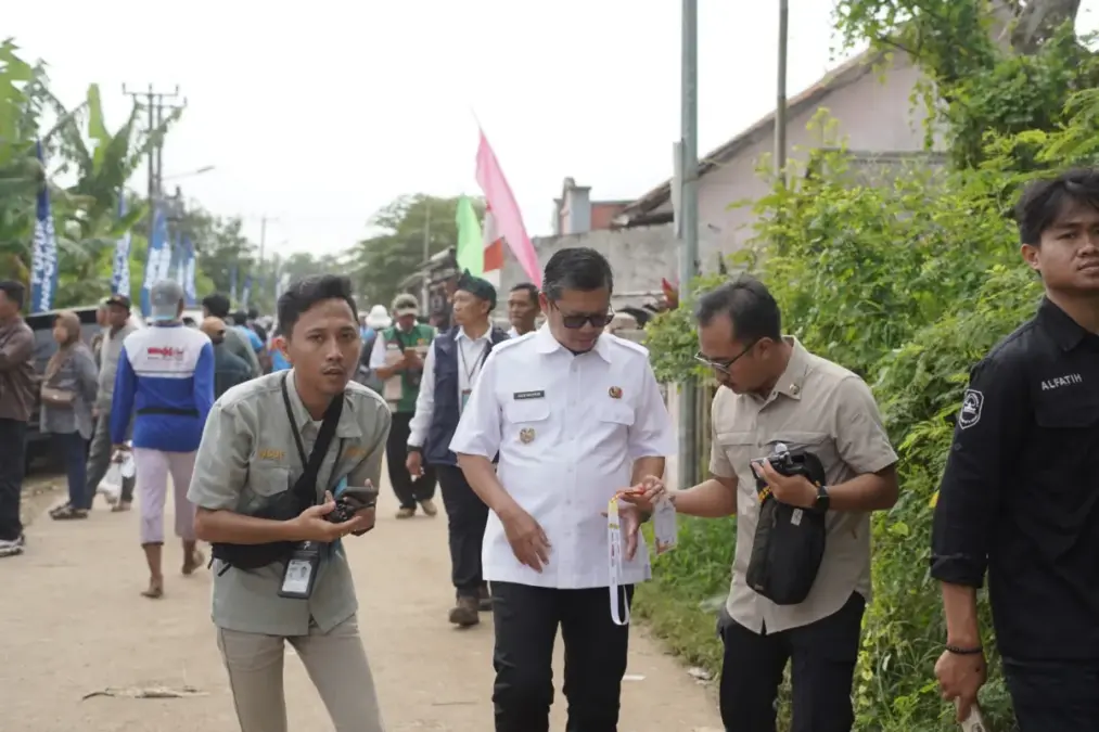WAKIL BUPATI SUBANG DAMPINGI WAKIL PANGLIMA TINJAU KOPERASI MERAH PUTIH KECAMATAN DAWUAN