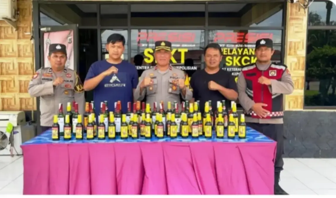 Operasi Pekat Jelang Ramadan di Subang, Polsek Cipeundeuy Sita 73 Miras