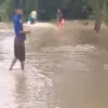 Akses Vital Dua Desa di Ciasem Terendam Banjir, Warga dan Pengendara Harus Ekstra Waspada