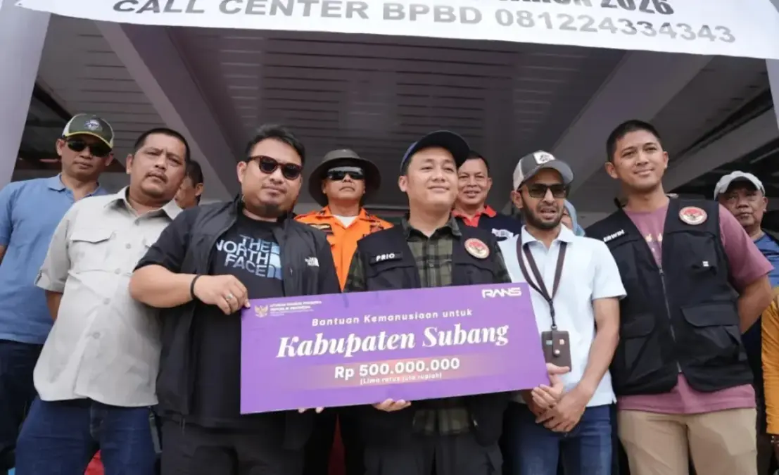 Tim RANS Salurkan Bantuan Rp500 Juta untuk Korban Banjir di Subang RANS Carnival menyerahkan bantuan senilai Rp500.000.000 yang didistribusikan langsung kepada masyarakat.