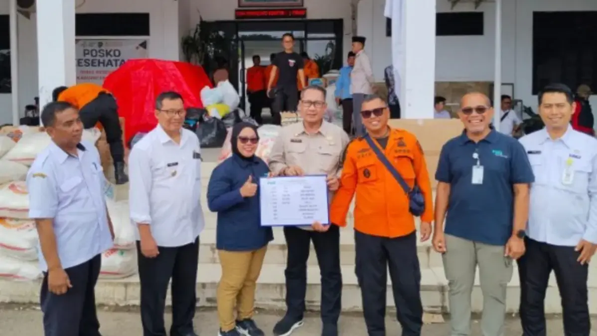 Taekwang Indonesia Salurkan Bantuan Senilai Rp100 Juta bagi Korban Banjir Subang