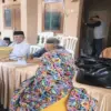 Masyarakat Subang Mulai Tunaikan Zakat Fitrah