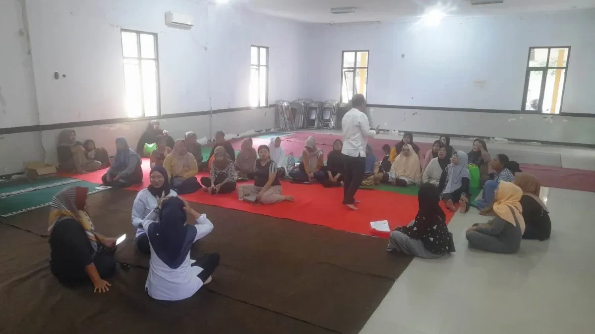 Pengambilan Bansos Tidak Boleh Diwakilkan, 176 KPM Baru di Subang Terima Kartu Pengambilan Bansos Tidak Boleh Diwakilkan, 176 KPM Baru di Subang Terima Kartu