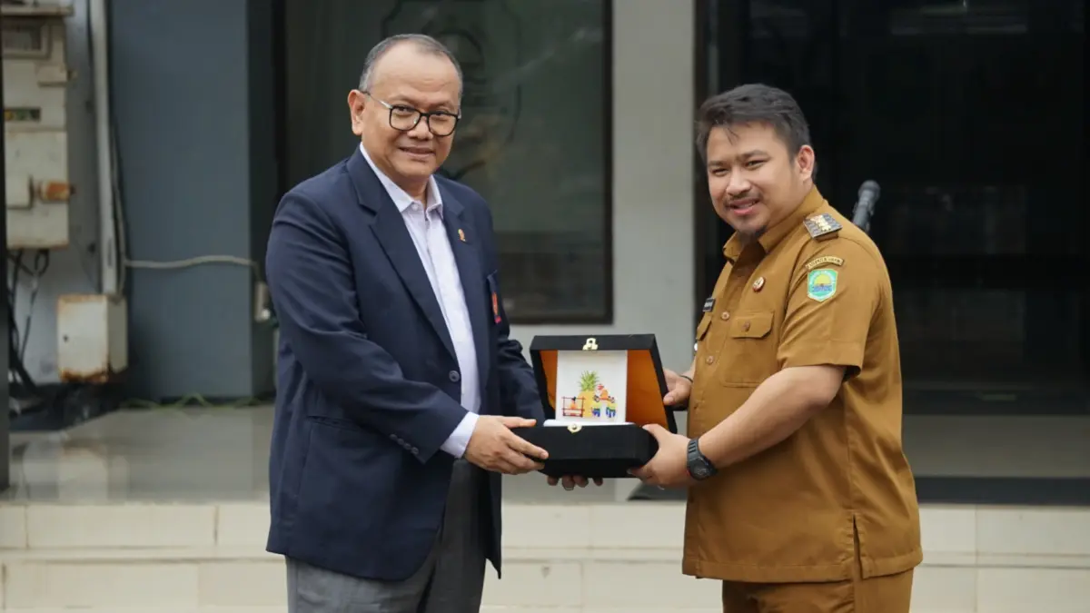 Bupati Subang Hadiri Pelantikan Pengurus Koni Subang Masa Bhakti 2026-2030 Dalam Apel Pagi Setda, Tekankan Efe