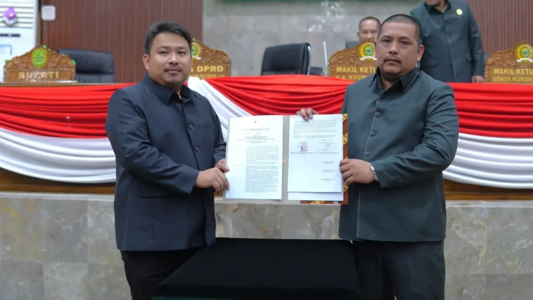SUBANG-Pemerintah Kabupaten Subang bersama DPRD Kabupaten Subang resmi menyepakati dan menetapkan Rancangan Ke