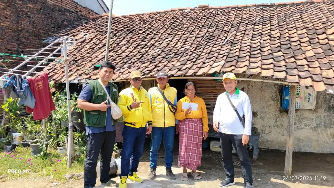 Rumah Nyaris Roboh Dihuni Enam Jiwa, BAZNAS Subang Salurkan Bantuan Rutilahu untuk Keluarga Miskah lewat Progr