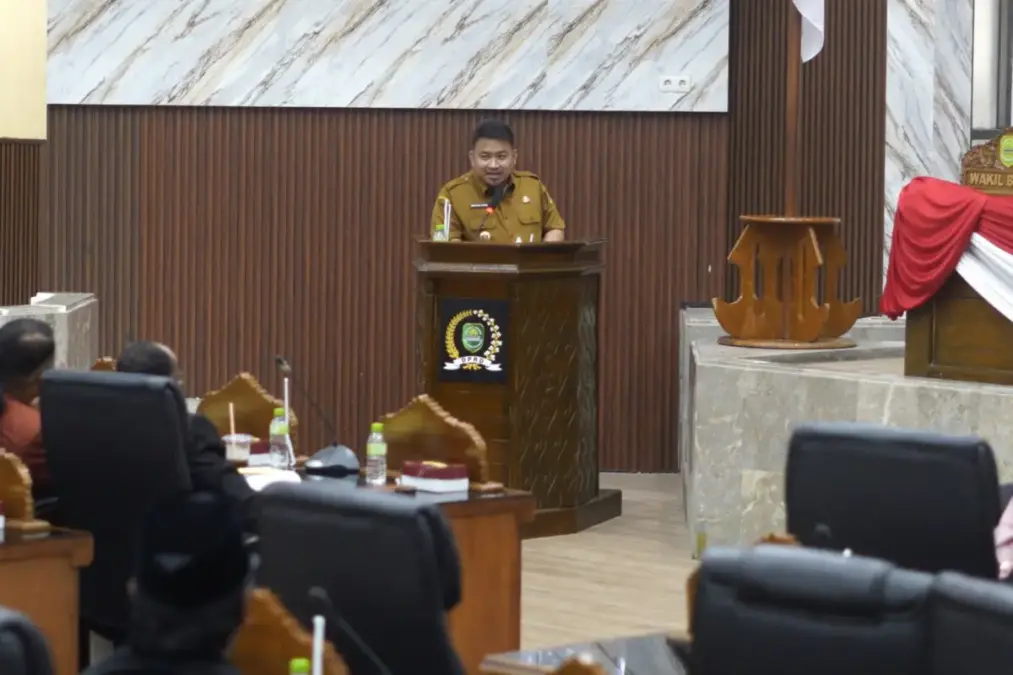 Bupati Subang Sampaikan Jawaban Atas Pandangan Umum Fraksi Terhadap Perubahan KUA-PPAS 2026 dan Raperda Keolah