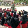 Babinsa Koramil Pabuaran Edukasi Pelajar SD Cegah Bullying Untuk Tanamkan Sikap Saling Menghargai Sejak Dini Babinsa Koramil Pabuaran Edukasi Pelajar SD Cegah Bullying Untuk Tanamkan Sikap Saling Menghargai Sejak Dini