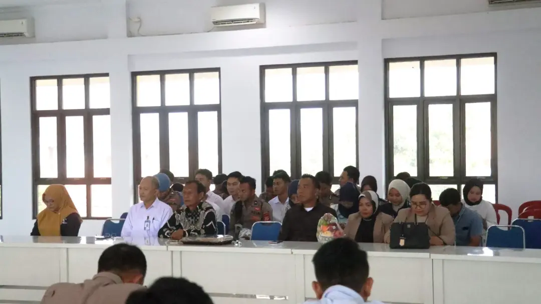 Cegah Kenakalan Remaja, Polisi Edukasi Siswa dan Orang Tua di SMKN Campaka Purwakarta Cegah Kenakalan Remaja, Polisi Edukasi Siswa dan Orang Tua di SMKN Campaka Purwakarta