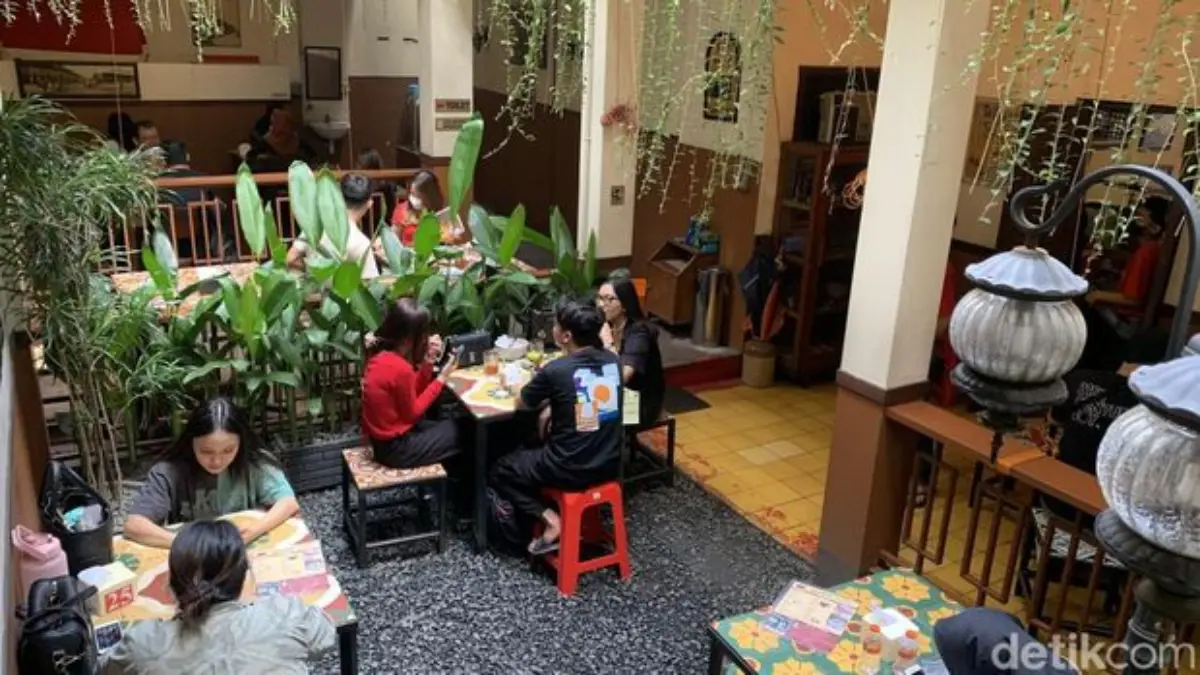 Warung Kopi Purnama Jejak Rasa Bandung yang Bertahan Hampir Satu Abad