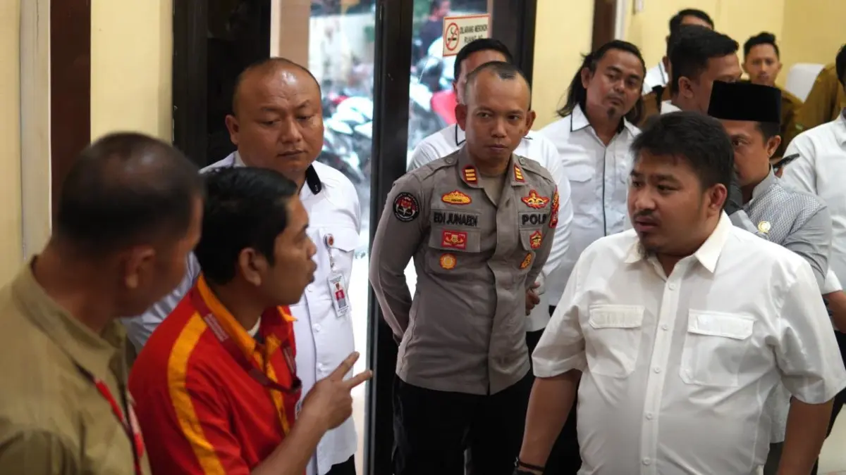Menjamin Keamanan Warga Subang, Kang Rey Siapkan Pemasangan CCTV di Daerah Rawan Menjamin Keamanan Warga Subang, Kang Rey Siapkan Pemasangan CCTV di Daerah Rawan
