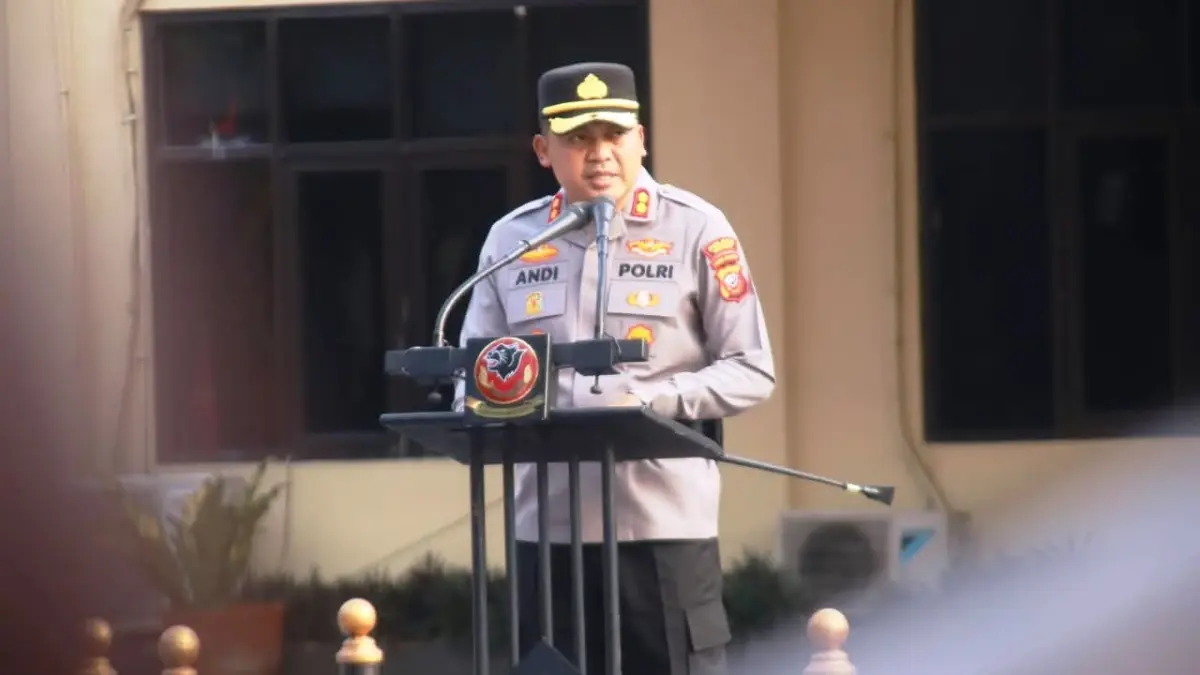 Kapolres Subang Ingatkan Warga Waspadai Abu Vulkanik Anak Krakatau Kapolres Subang Ingatkan Warga Waspadai Abu Vulkanik Anak Krakatau
