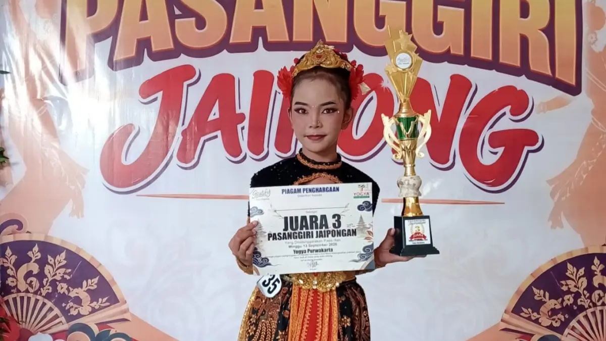 Di Balik Air Mata Sarah Alzena, Ada Perjuangan Meraih Juara 3 Pasanggiri Jaipong Di Balik Air Mata Sarah Alzena, Ada Perjuangan Meraih Juara 3 Pasanggiri Jaipong