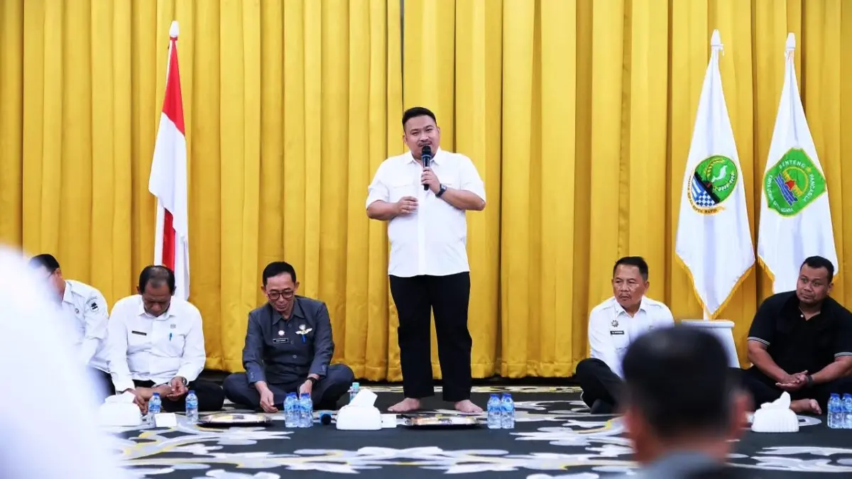 Bupati Minta 165 Desa Jaga Kondusivitas Dalam Momentum Pilkades Serentak di Subang Bupati Minta 165 Desa Jaga Kondusivitas Dalam Momentum Pilkades Serentak di Subang